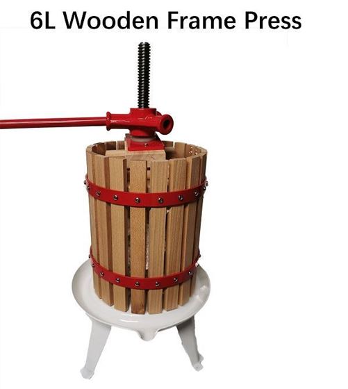 Picture of 6L Manual press with wooden bucket(To be assembled)